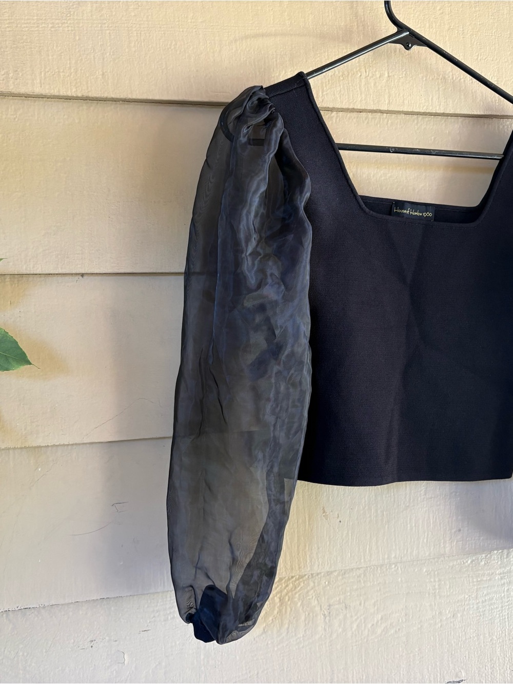 House of Harlow 1960 Black Square-Neck Puff-Sleeve Crop Top